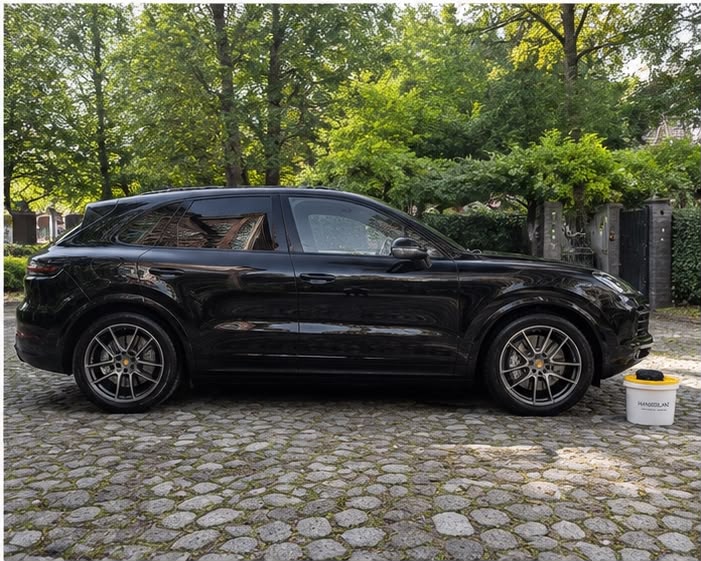 Porsche Cayenne Seitenansicht nach Aufbereitung